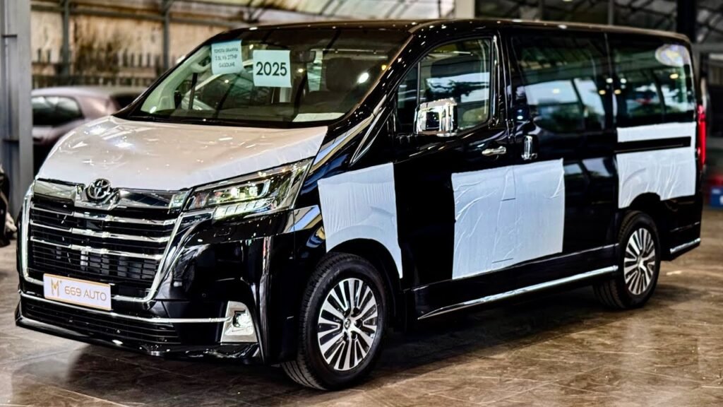 Toyota Granvia 2025